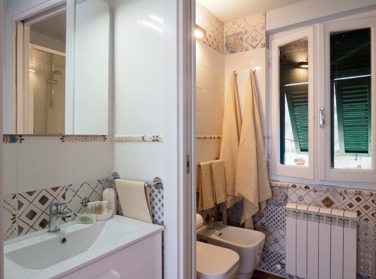 Ai Pesci Room Rental Riomaggiore Exteriér fotografie